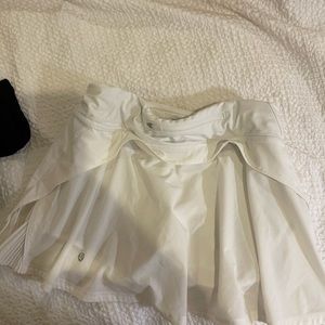 White lululemon skirt